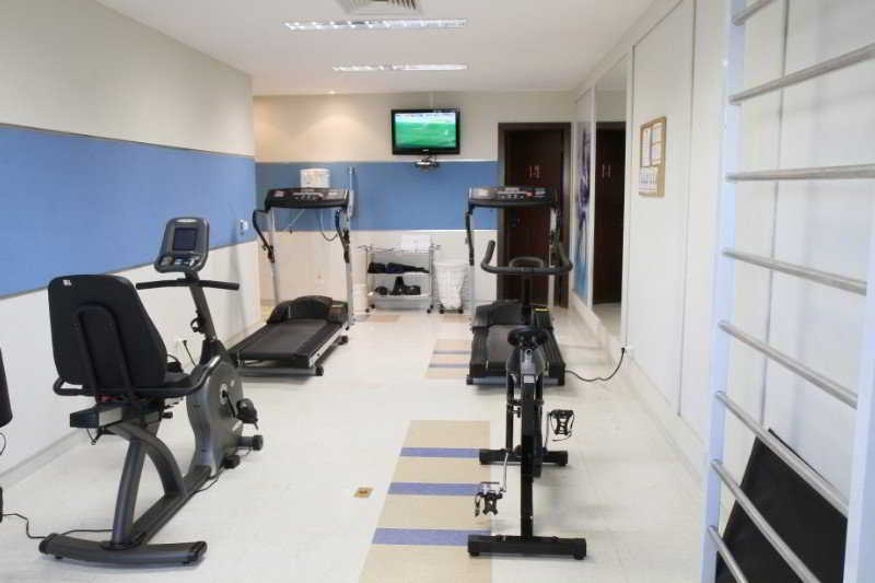 Comfort Hotel Жоинвили Экстерьер фото